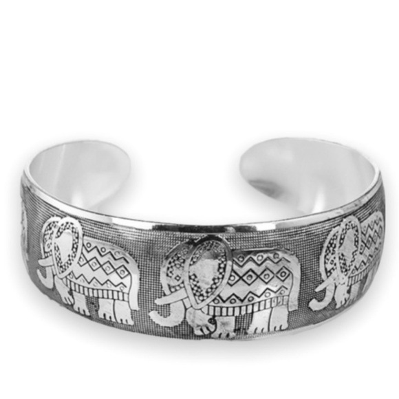🆕 Elephant Tibetan Silver Totem Bangle Bracelet - Super cute! - Picture 9 of 9